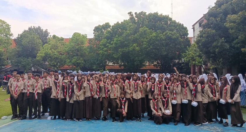 Pelajar Jepara Siap Maju, Peserta Didik MA Masalikil Huda Ikuti Upacara Hardiknas Ke-118 dan Hari Otonomi Daerah Ke-80